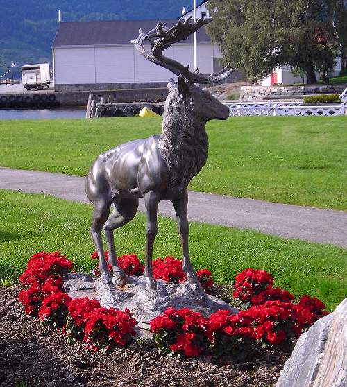 stag statue